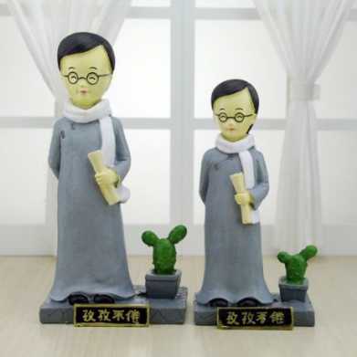 圣诞节新年老师礼物 创意教师生日小夜灯 教书先生笔筒树脂工艺品