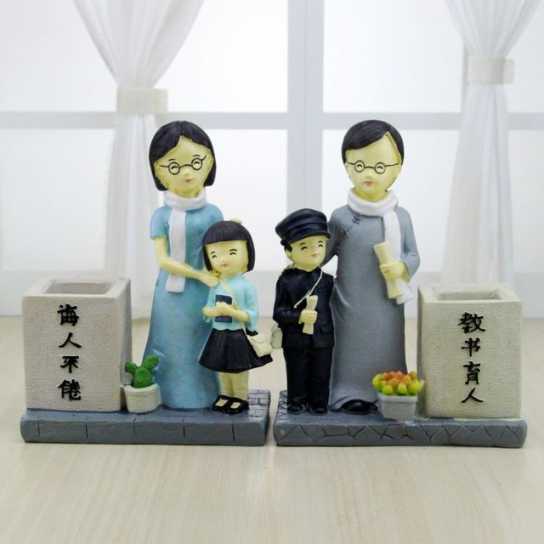 圣诞节新年老师礼物 创意教师生日小夜灯 教书先生笔筒树脂工艺品