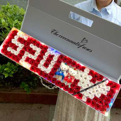 生日礼物520情人节送女生朋友香皂花花束仿真假花肥皂流光灯礼盒