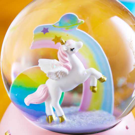 创意梦幻独角兽水晶球音乐盒飘雪 送女生 生日儿童礼物树脂摆件