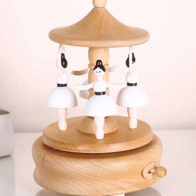 音乐盒八音盒 木质旋转木马 创意工艺礼品 圣诞儿童情人生日礼物